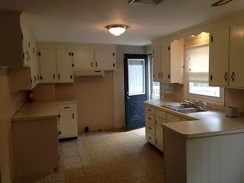 64 Rutherford Ave, Warwick, RI 02886 photo 13