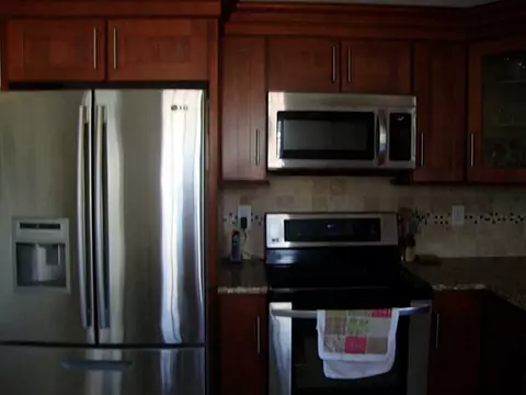 385 Third Beach Rd, Middletown, RI 02842 photo 9