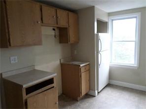 160 River St, Woonsocket, RI 02895 photo 4