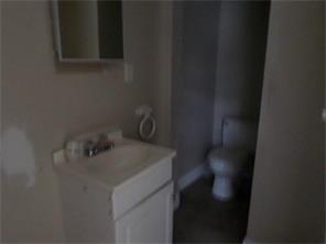160 River St, Woonsocket, RI 02895 photo 8