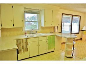 29 Nimitz Rd, Woonsocket, RI 02895 photo 7