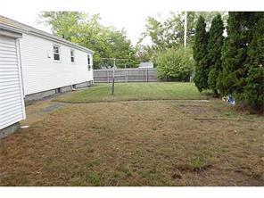 54 Ivan Ave, Riverside, RI 02915 photo 17