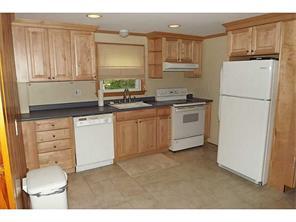 54 Ivan Ave, Riverside, RI 02915 photo 2