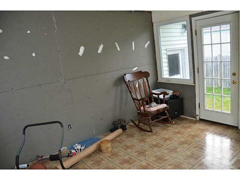 229 Mapleton St, Cranston, RI 02910 photo 7