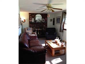 54 Taplow St, Warwick, RI 02889 photo 3