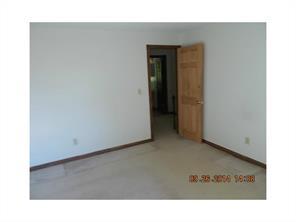 156 Hazel St, Woonsocket, RI 02895 photo 7