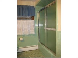 97 Sunrise Ave, Woonsocket, RI 02895 photo 14