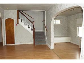 267 Grattan St, Fall River, MA 02721 photo 5