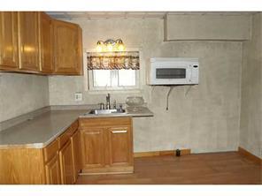 267 Grattan St, Fall River, MA 02721 photo 3
