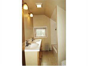 267 Grattan St, Fall River, MA 02721 photo 12