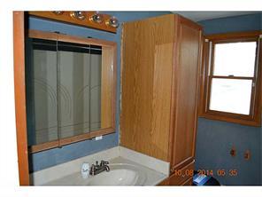 186 Norman St, Woonsocket, RI 02895 photo 5