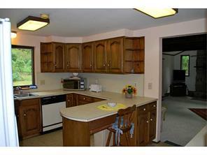 1668 North Rd, Killingly, CT 06243 photo 5