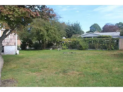 102 Broad St, Warwick, RI 02888 photo 5