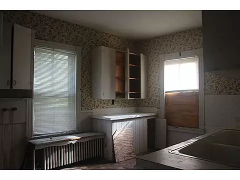 102 Broad St, Warwick, RI 02888 photo 10