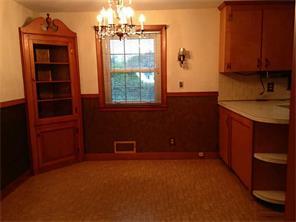 102 Grassmere St, Warwick, RI 02889 photo 4