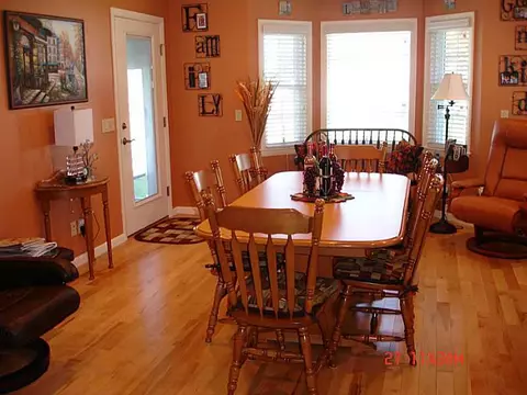 28 Surrey Ln, Woonsocket, RI 02895 photo 13