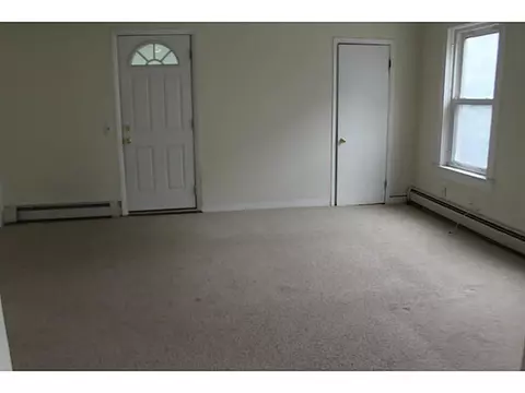 119 Fifth Ave, Woonsocket, RI 02895 photo 8