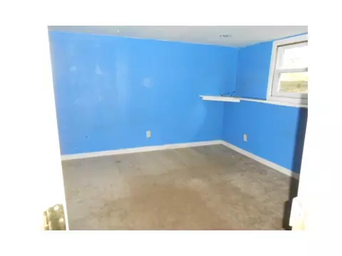 281 Boulder View Dr, Warwick, RI 02886 photo 17