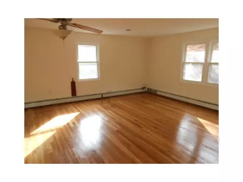 281 Boulder View Dr, Warwick, RI 02886 photo 7