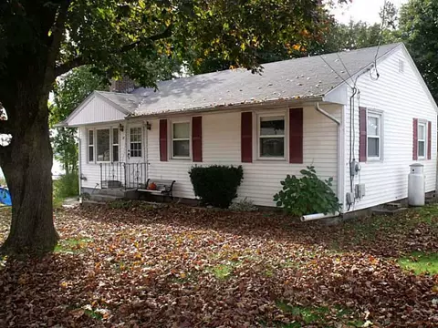 12 Bernard Dr, Coventry, RI 02816 photo 3