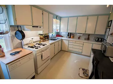 12 Bernard Dr, Coventry, RI 02816 photo 10