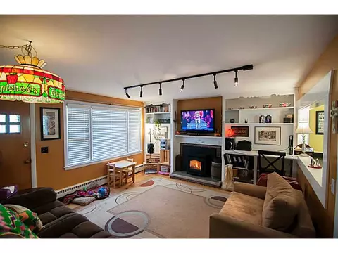 12 Bernard Dr, Coventry, RI 02816 photo 5
