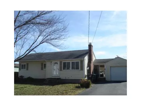 36 Commodore Ave, Warwick, RI 02889 photo 1