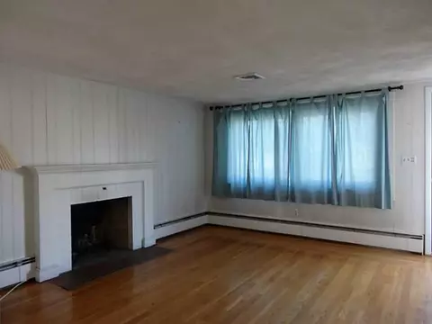 36 Commodore Ave, Warwick, RI 02889 photo 3
