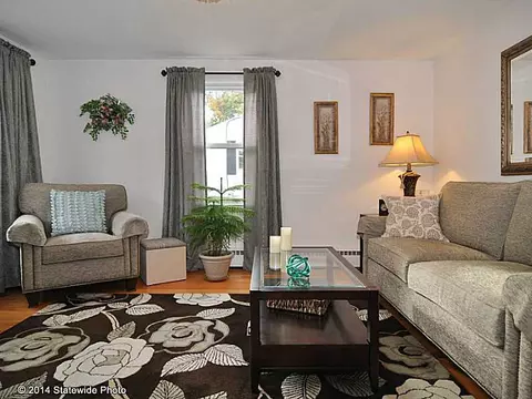 157 Pilgrim Ave, Coventry, RI 02816 photo 6