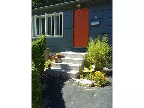 23 Eagle Ave, Warwick, RI 02889 photo 2