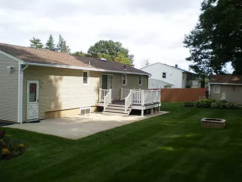 19 Eagle Rd, Cranston, RI 02920 photo 4