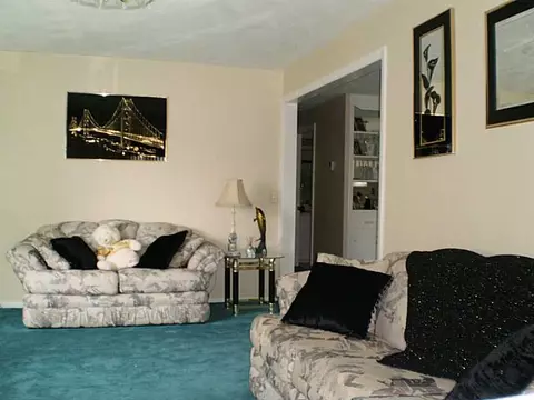19 Eagle Rd, Cranston, RI 02920 photo 10