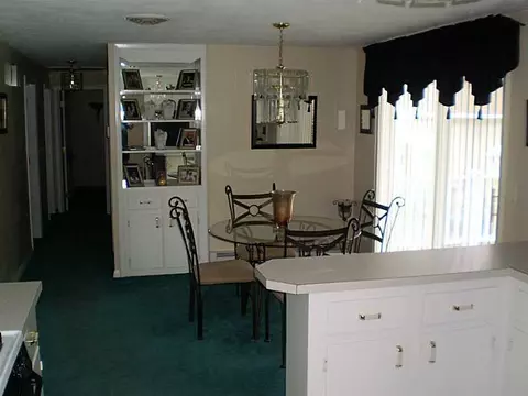 19 Eagle Rd, Cranston, RI 02920 photo 12
