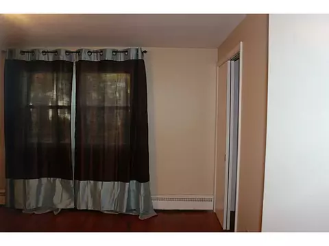 32 Haverford Rd, Warwick, RI 02886 photo 13