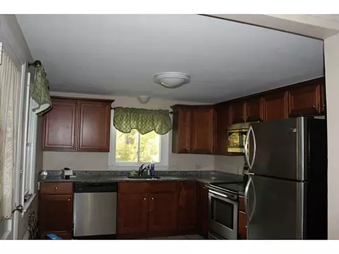 32 Haverford Rd, Warwick, RI 02886 photo 1
