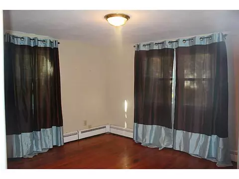 32 Haverford Rd, Warwick, RI 02886 photo 12