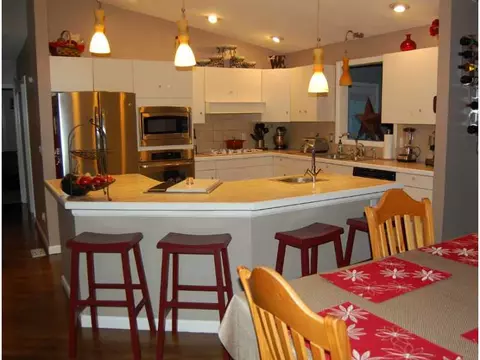 55 Stephanie Ct, Warwick, RI 02889 photo 2