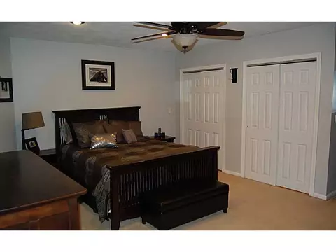 55 Stephanie Ct, Warwick, RI 02889 photo 7