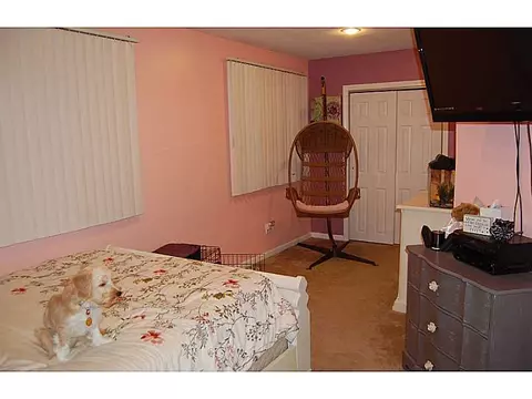 55 Stephanie Ct, Warwick, RI 02889 photo 11