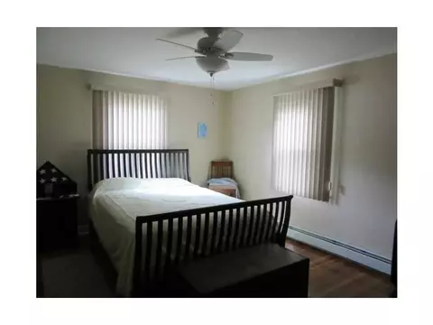 21 Coldbrook Rd, Warwick, RI 02888 photo 5