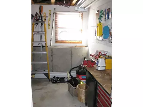 14 Monroe Dr, Coventry, RI 02816 photo 20