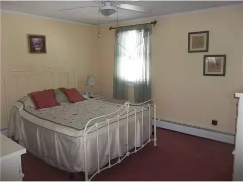 14 Monroe Dr, Coventry, RI 02816 photo 9