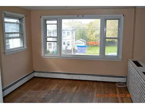 67 Cooper Ave, Woonsocket, RI 02895 photo 2