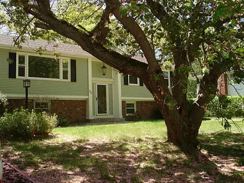 77 Landmark Rd, Warwick, RI 02886 photo 1