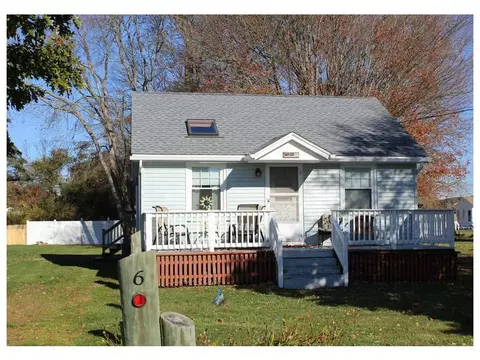6 Rip Tide Dr, Westerly, RI 02891 photo 3