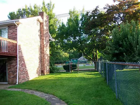 123 Killingly St, Providence, RI 02909 photo 16