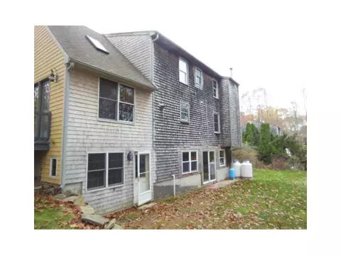 18 Rose Dr, Exeter, RI 02822 photo 5