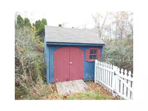 18 Rose Dr, Exeter, RI 02822 photo 6