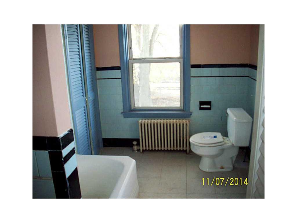 7 9 Broad St, Warwick, RI 02888 photo 6