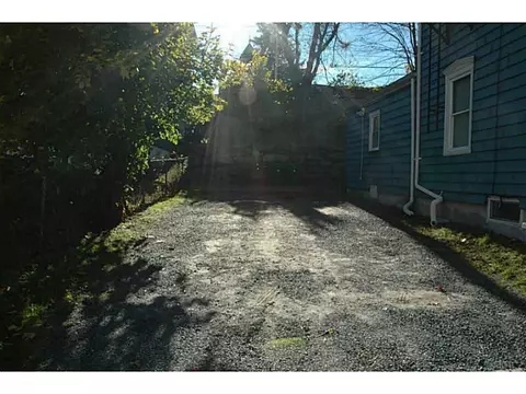 120 Pleasant St, Woonsocket, RI 02895 photo 16